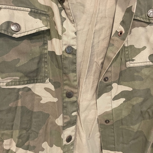 Aeropostale Camouflage Button Up Jacket - Picture 3 of 4